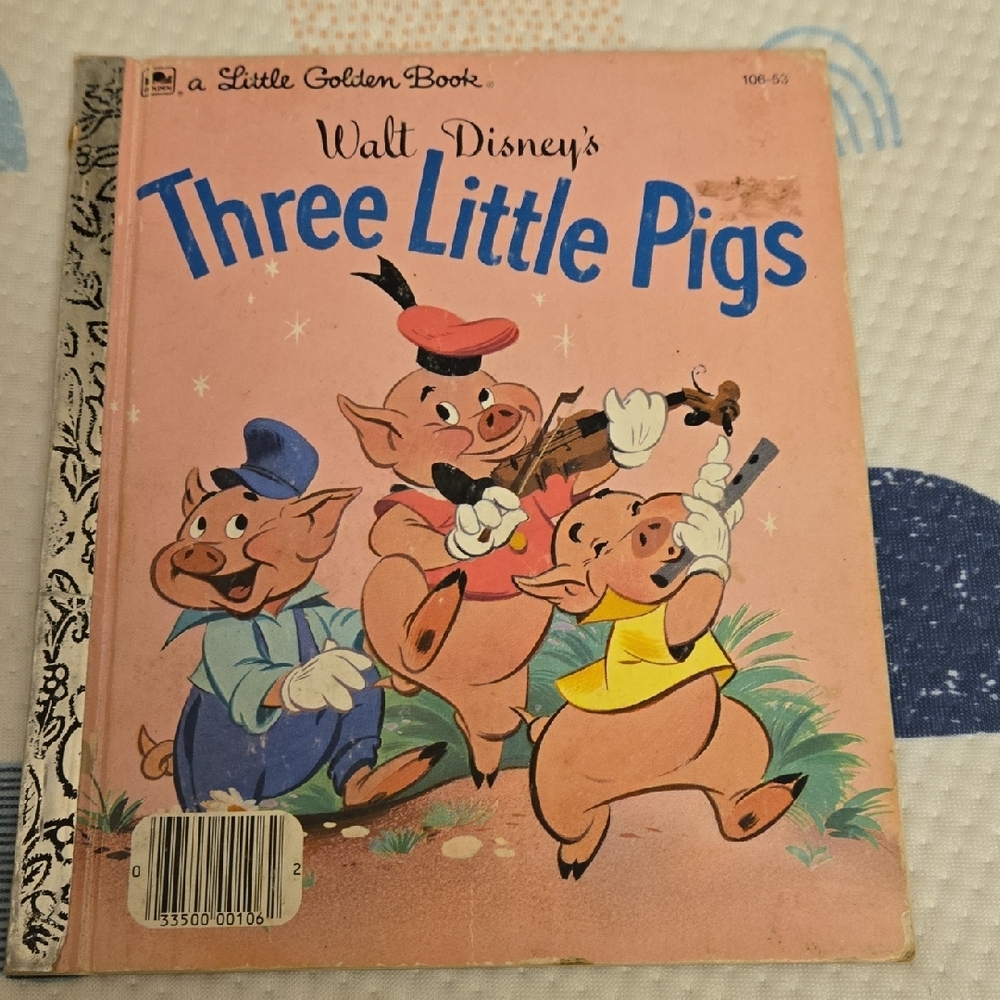 Disney's Three Little Pigs Book